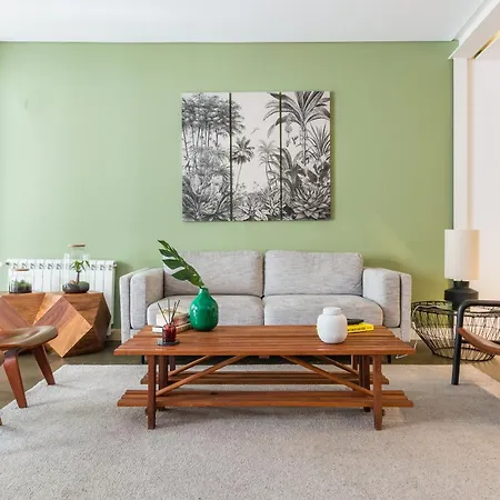 아마 아파트먼트 *