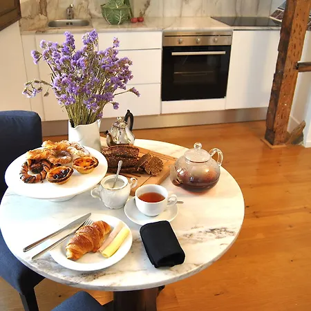 아마 아파트먼트