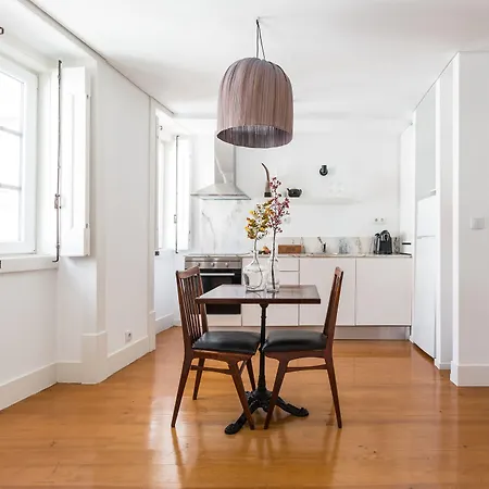 아마 아파트먼트 *